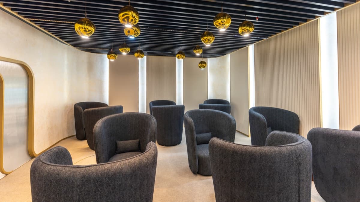 Premier Lounges